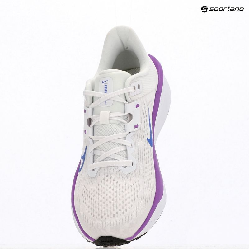 Дамски обувки за бягане Nike Quest 6 white/black/bright violet/sapphire 10