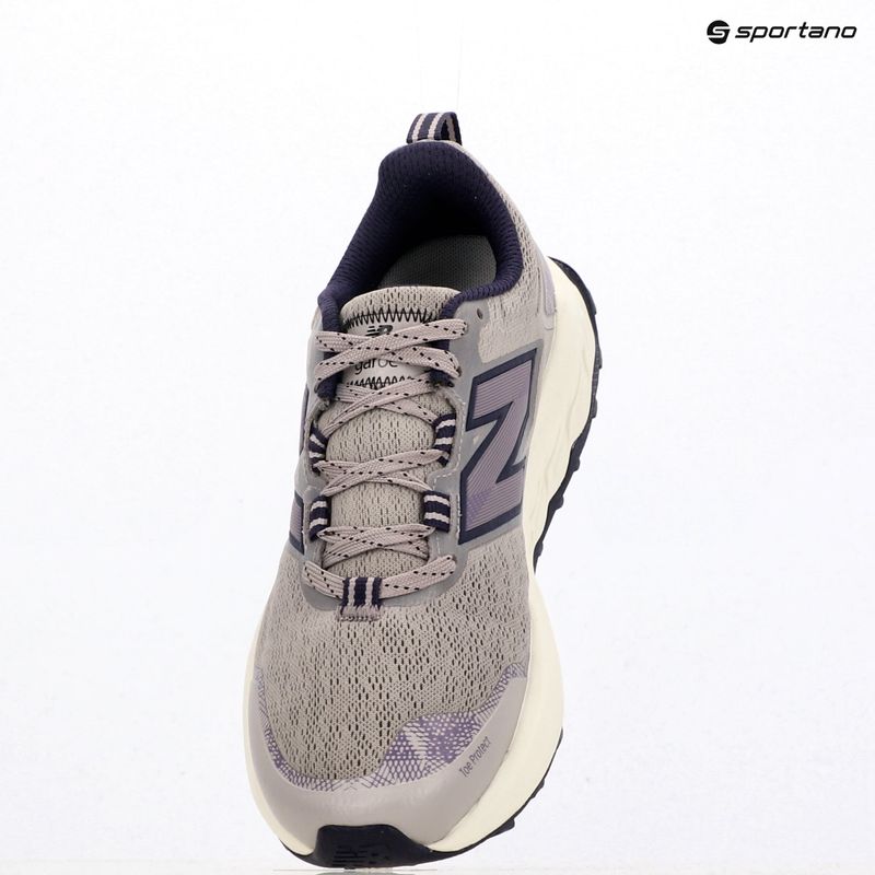 Дамски обувки за бягане New Balance Fresh Foam Garoe V2 truffle salt/boyseerry/black 9