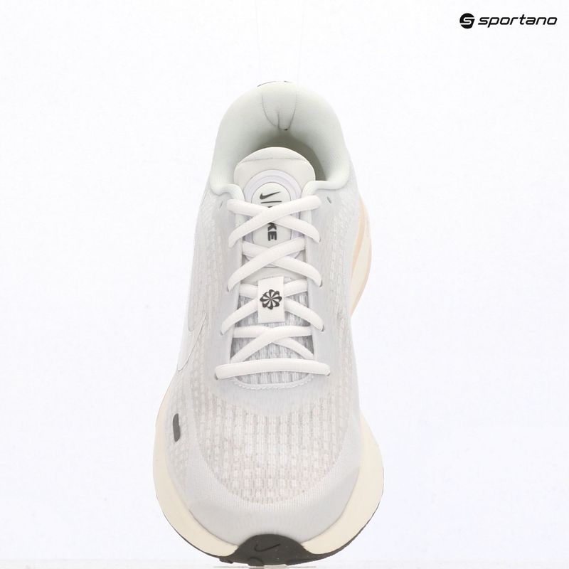 Дамски обувки за бягане Nike Journey Run white/sail/pencil point/white 10