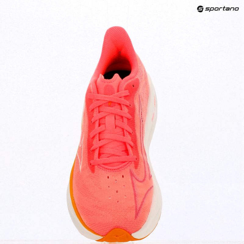 Дамски обувки за бягане Mizuno Neo Cosmo striking coral/snow white/citrus 7