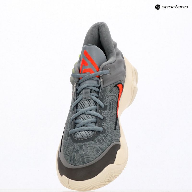 Mъжки баскетболни обувки Nike Giannis Immortality 4 cool grey/volt/total crimson 18