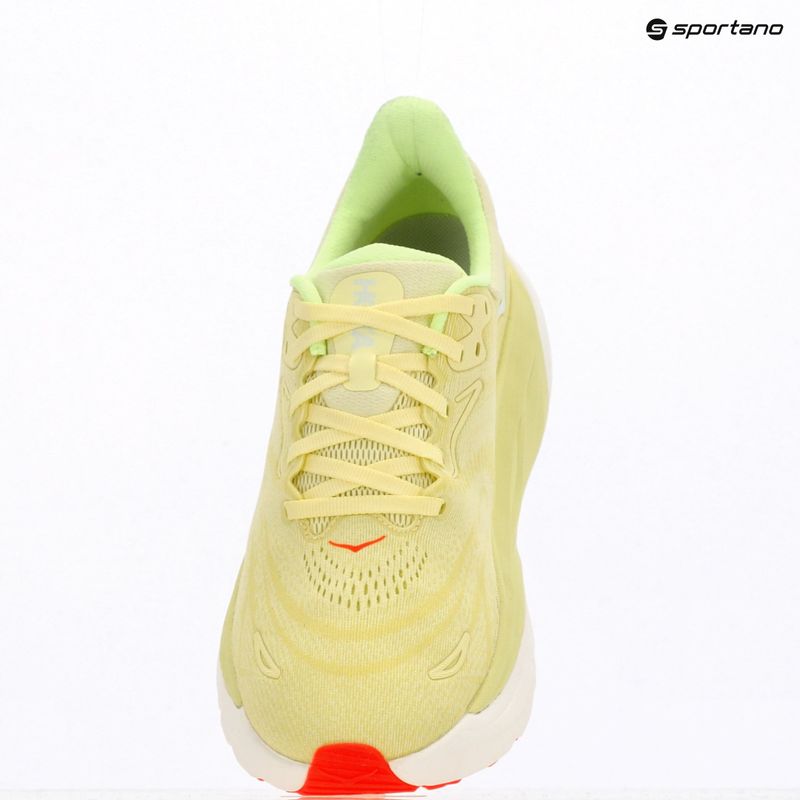Дамски обувки за бягане HOKA Arahi 8 sunlight/neon yuzu 18