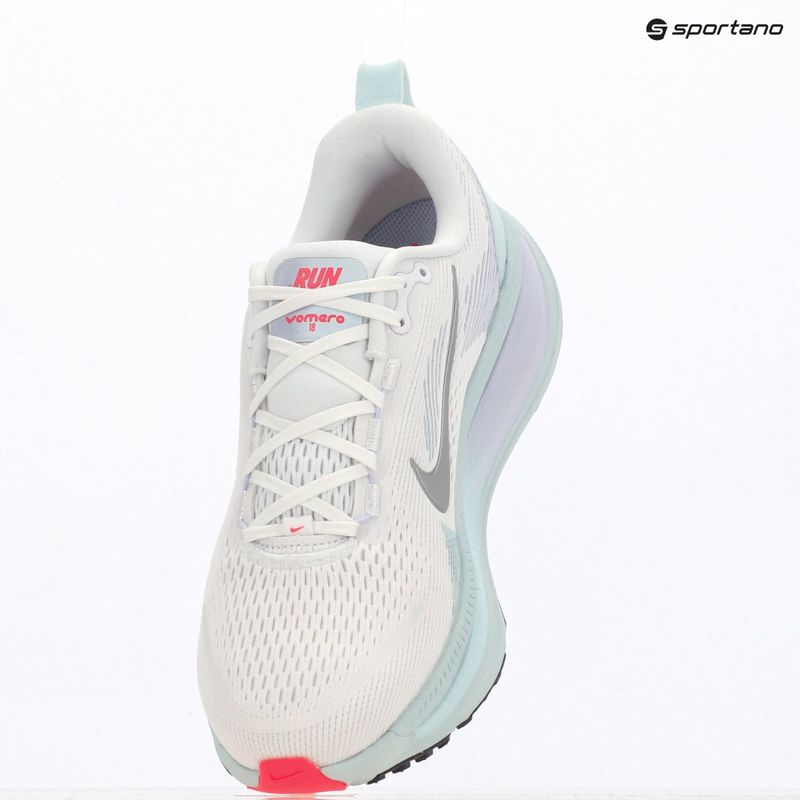 Дамски обувки за бягане Nike Vomero 18 white/glacier blue/metallic silver 11