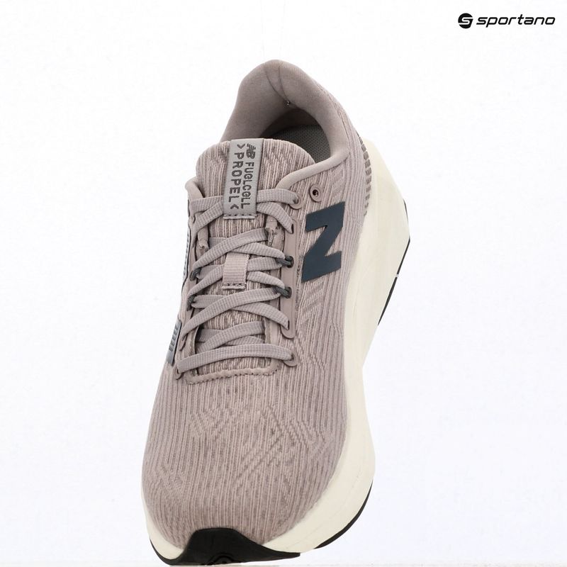 Дамски обувки за бягане New Balance FuelCell Propel V5 candied violet/taro 9