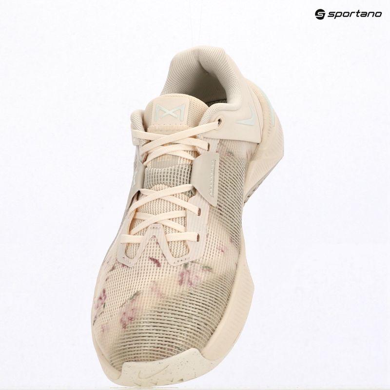 Дамски обувки за тренировка Nike Metcon 10 SE chalk/light orewood brown/light silver 10