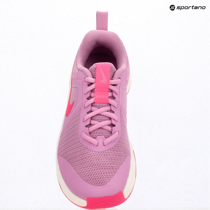 Дамски обувки за тренировка Nike MC Trainer 3 light magenta/sail/hyper pink 10