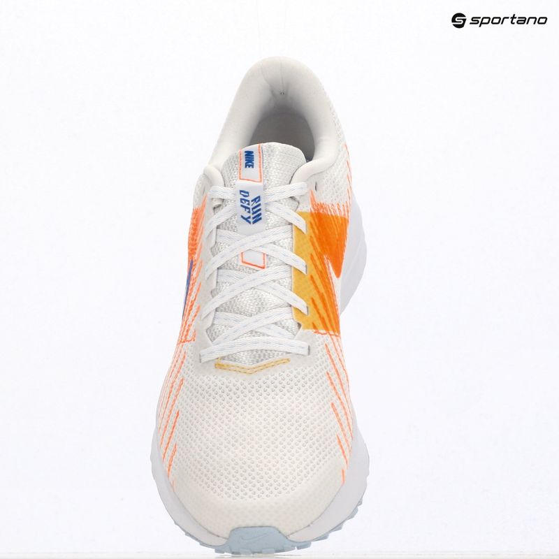 Мъжки обувки за бягане Nike Run Defy white/topaz gold/blue crystal 6