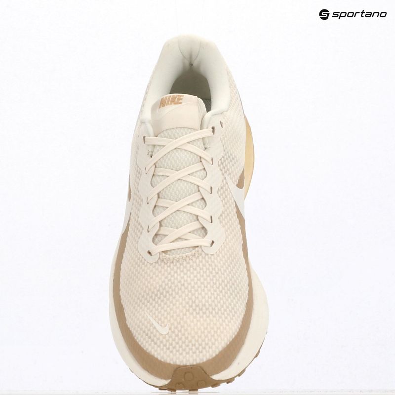 Мъжки обувки за бягане Nike Revolution 8 Extra Wide pale ivory/sanddrift/linen/sail 6