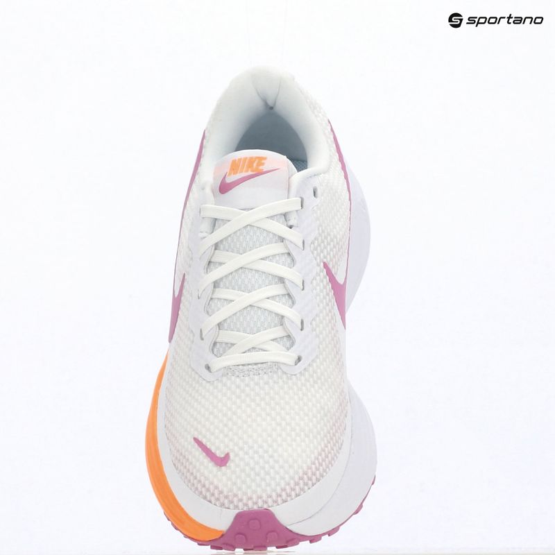 Дамски обувки за бягане Nike Revolution 8 white/orange pulse/light magenta 6