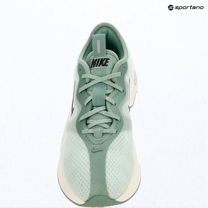 Дамски обувки Nike Motiva 2 barely green/steam/sail/black 18