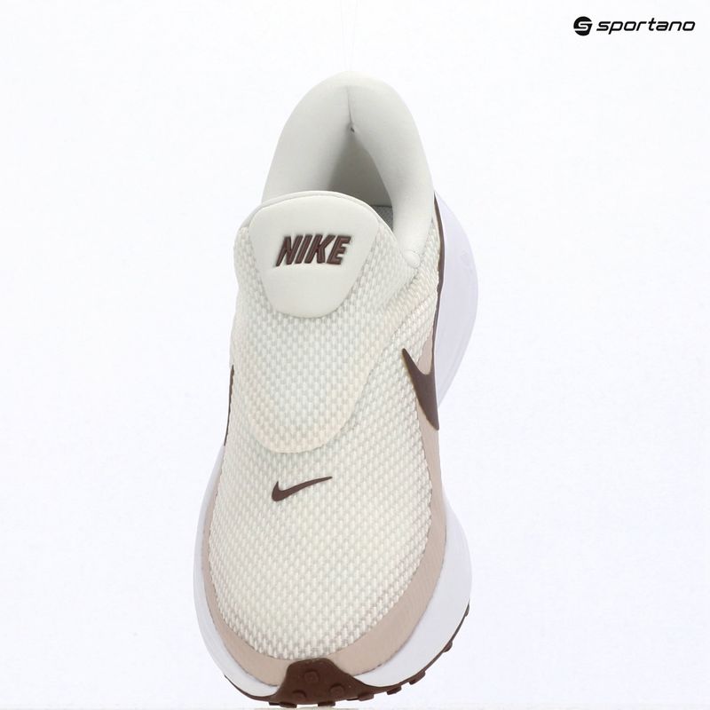 Дамски обувки за бягане Nike Revolution 8 EasyOn phantom/white/silt red/tattoo 14