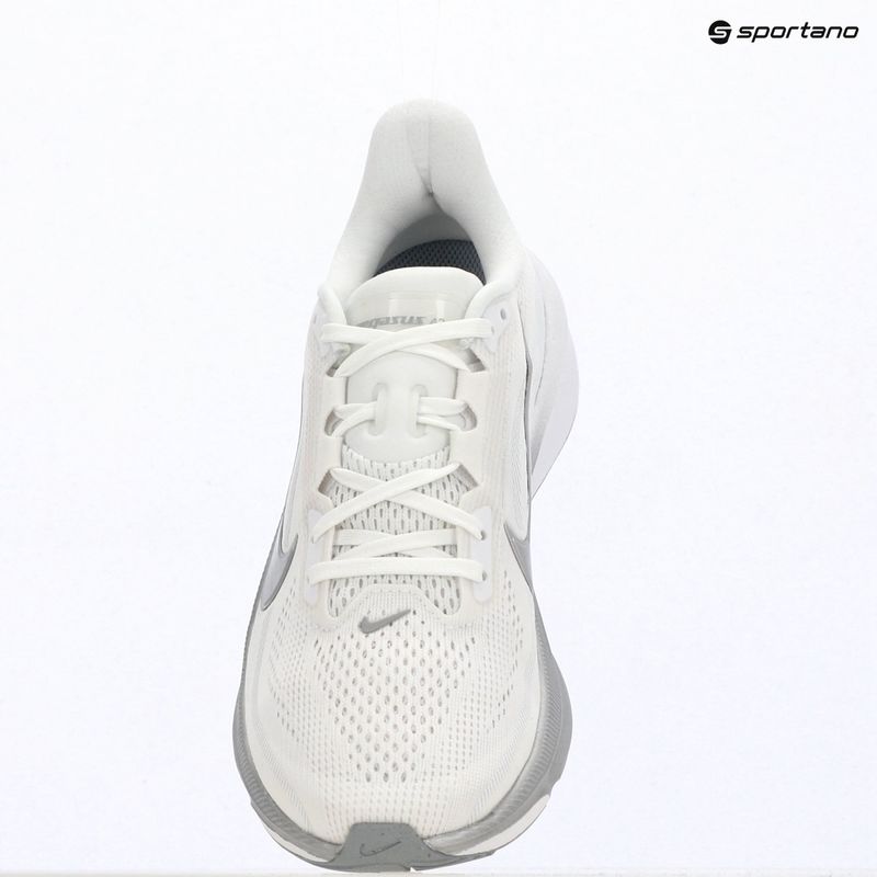 Дамски обувки за бягане Nike Pegasus 42 white/wolf grey/metallic silver 13