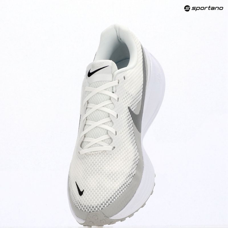 Мъжки обувки за бягане Nike Revolution 8 summit white/white/metallic silver 14