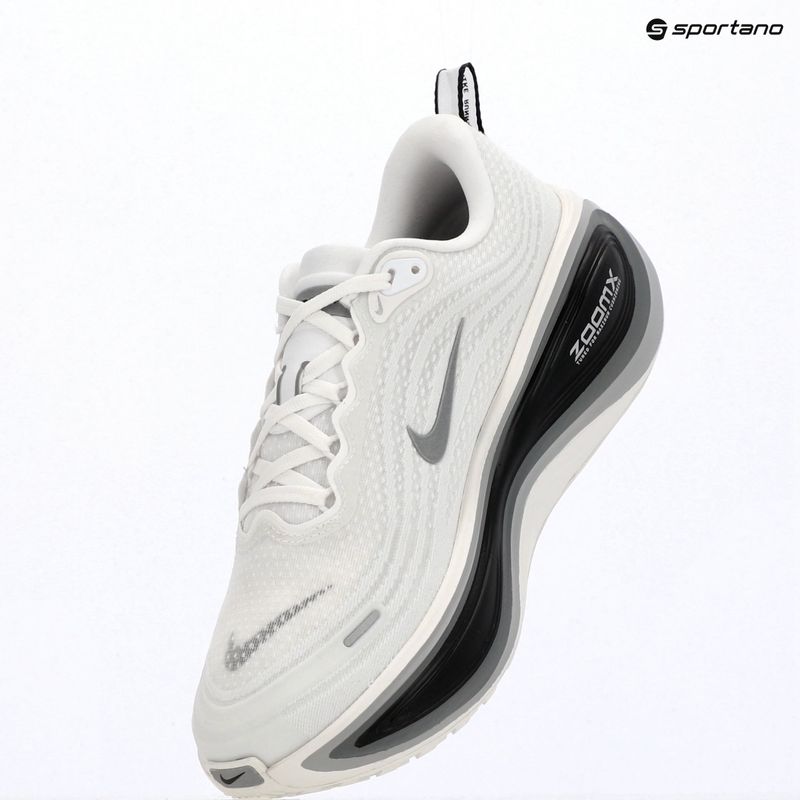 Мъжки обувки за бягане Nike Vomero Plus white/black/cool grey/metallic silver 13