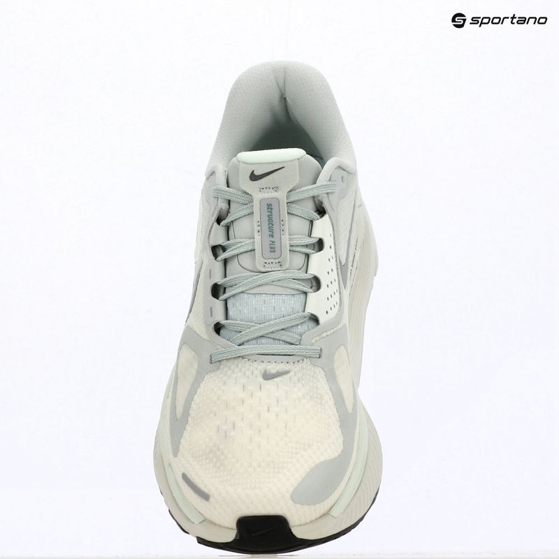 Дамски обувки за бягане Nike Structure Plus light silver/metallic silver 14