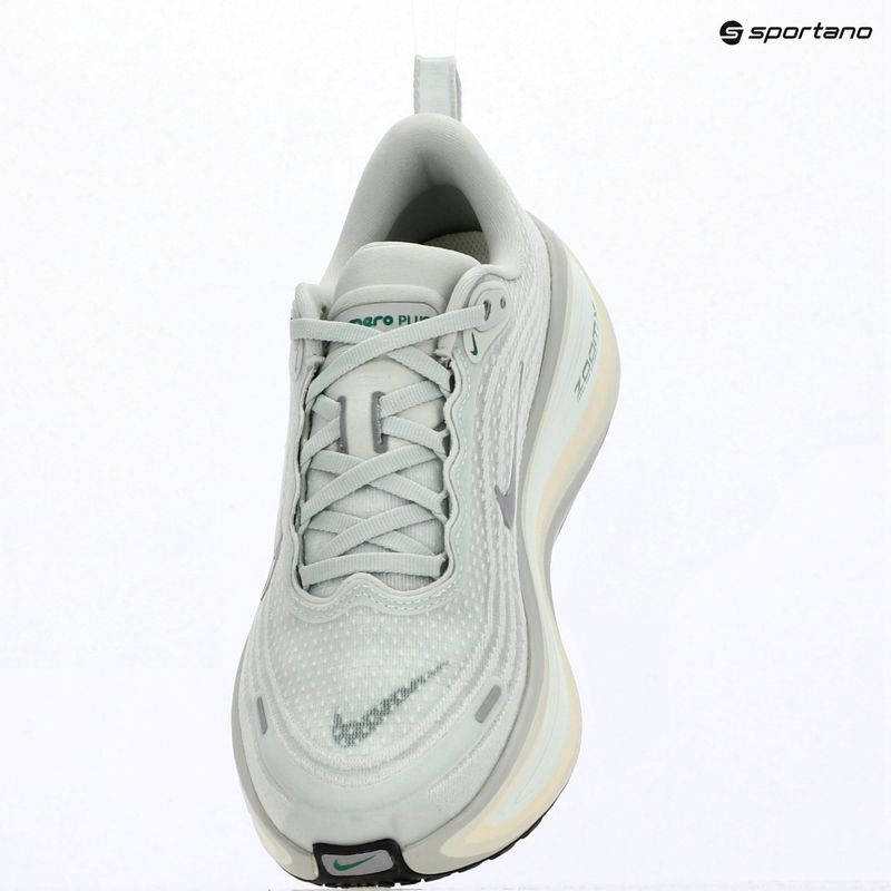 Дамски обувки за бягане Nike Vomero Plus light silver/metallic silver 14