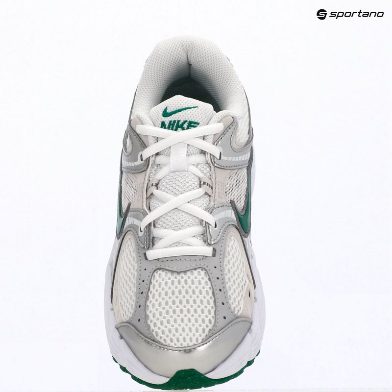 Обувки Nike V5 RNR whitevast grey/malachite 14