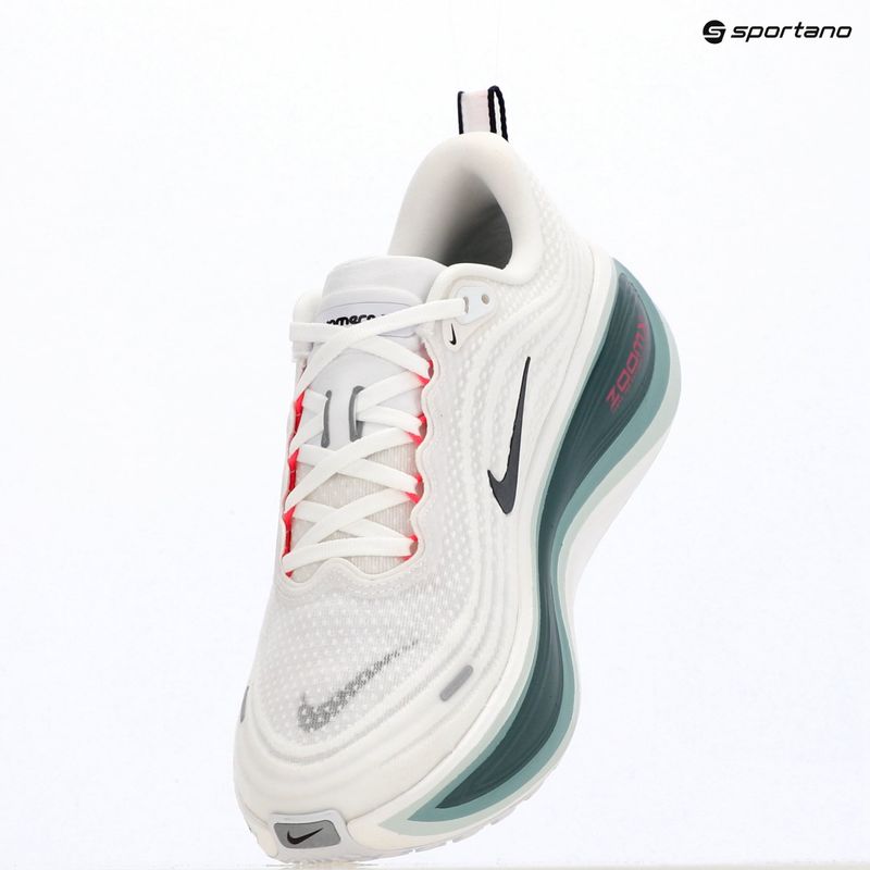 Мъжки обувки за бягане Nike Vomero Plus white/mineral slate/hyper pink/black 13