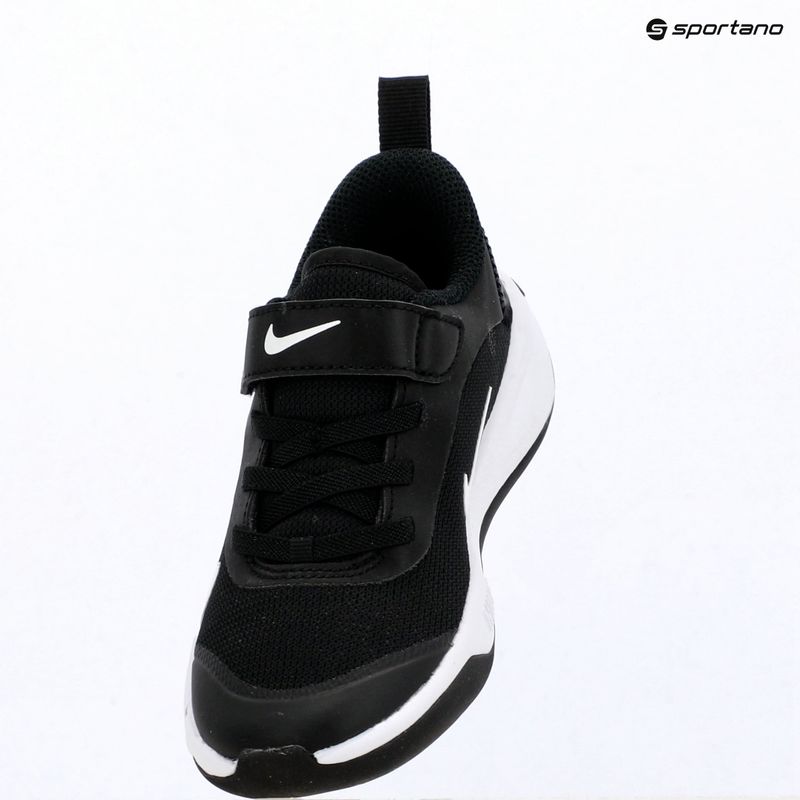 Детски обувки Nike Omni Multi-Court black/white 14