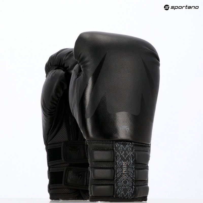 Боксови ръкавици Venum Reverso black/black 9