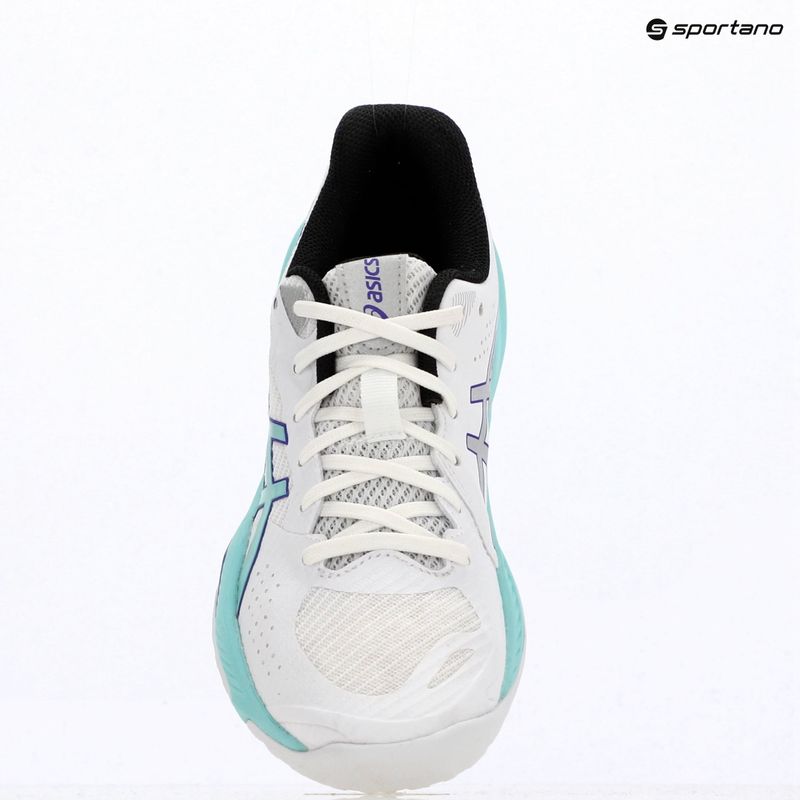 Дамски обувки за волейбол ASICS Beyond FF 2 white/illuminate mint 9