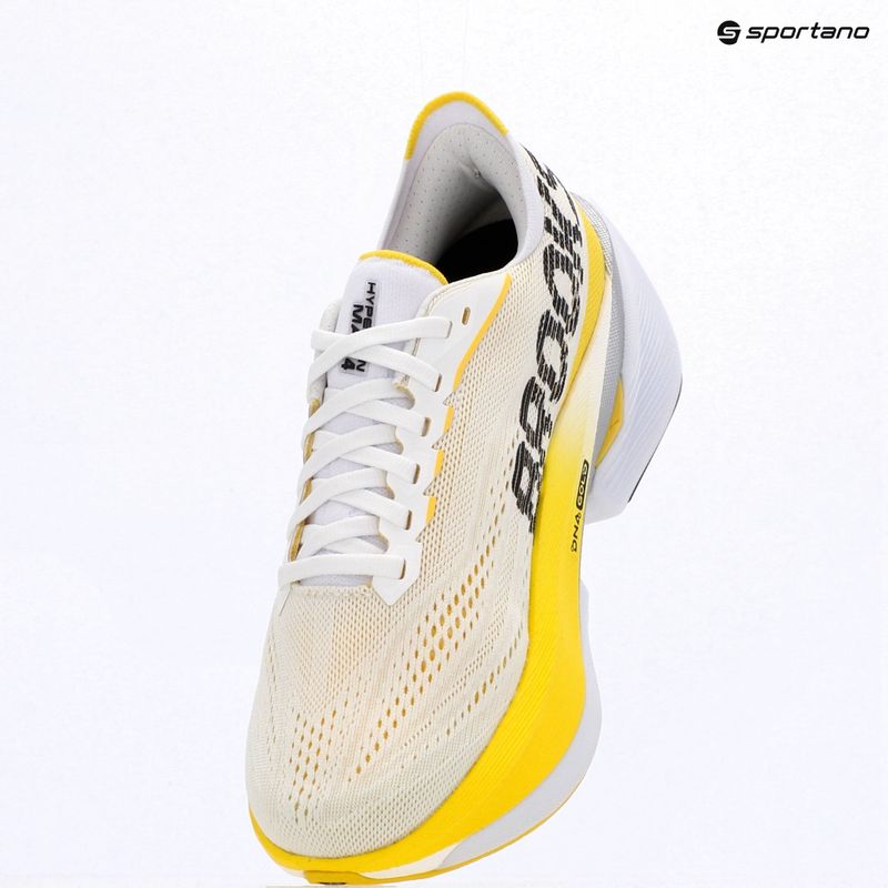 Дамски обувки за бягане Brooks Hyperion Max 4 white/cyber yellow/black 9