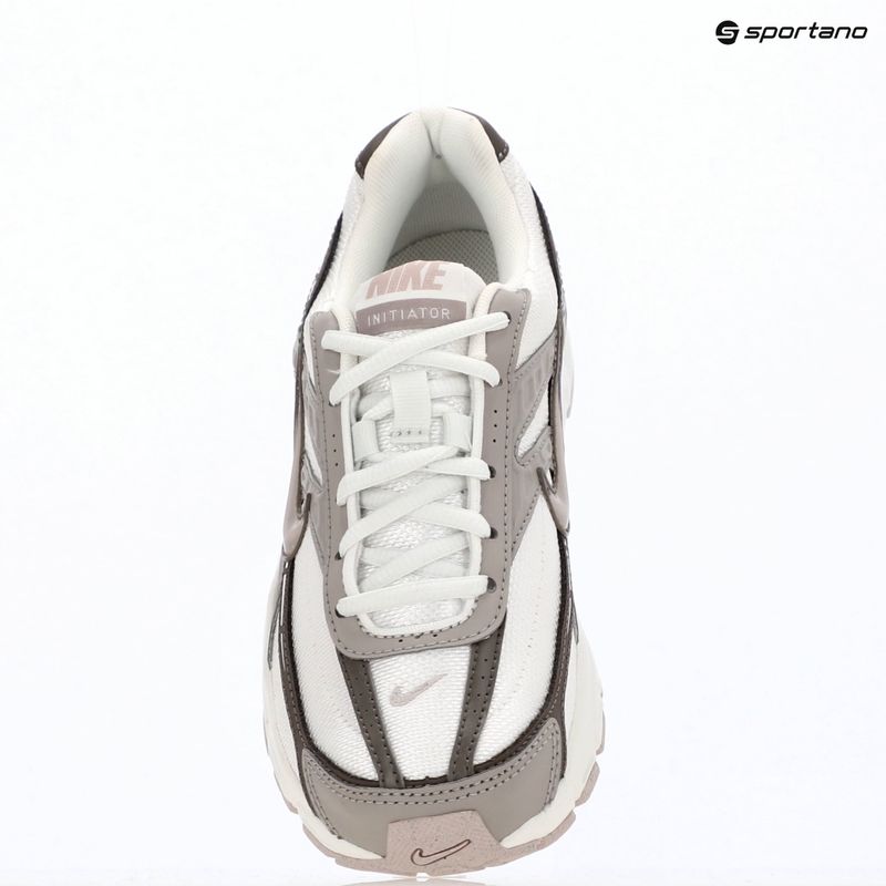 Дамски обувки Nike Initiator summit white/cave stone/platinum violet 8