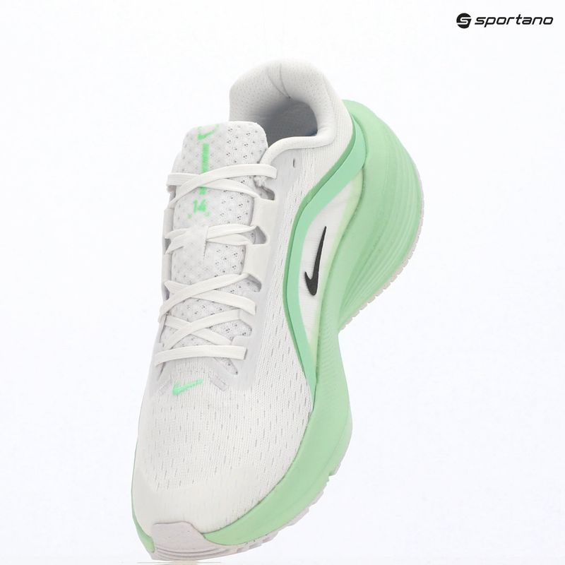 Дамски обувки за бягане Nike Downshifter 14 white/cucumber calm/illusion green/white 10