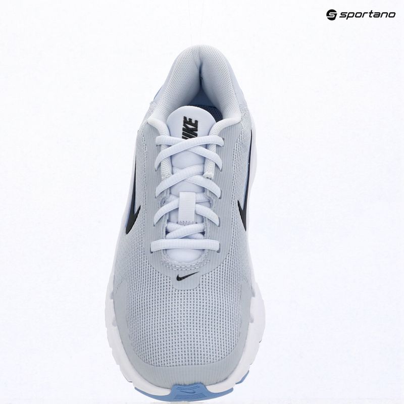 Дамски обувки за тренировка Nike Flex Train football grey/aluminum/white/anthracite 10