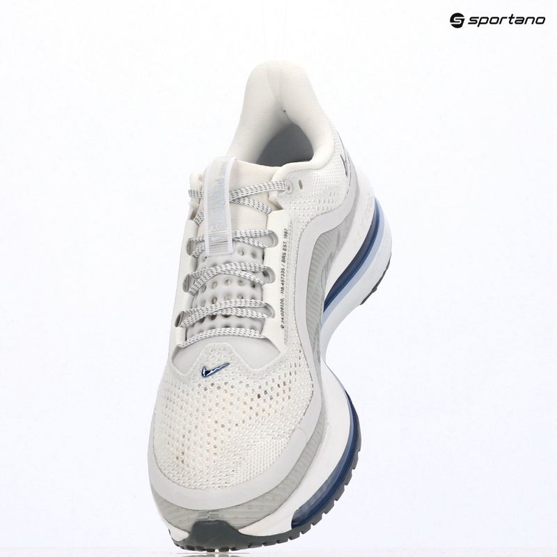 Мъжки обувки за бягане Nike Pegasus Premium white/hydrogen blue/aluminum/grey fog 17