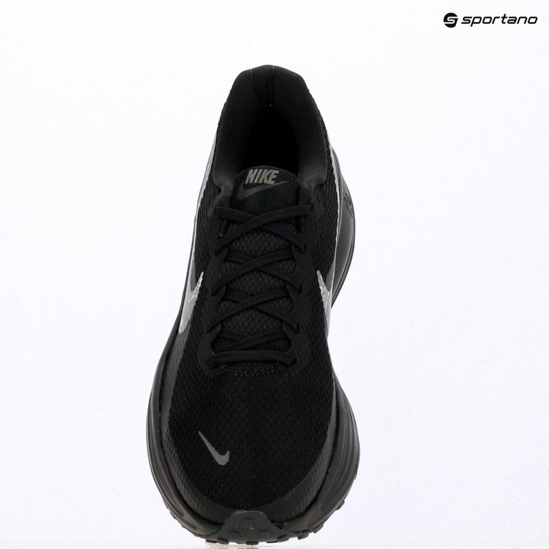 Мъжки обувки за бягане Nike Revolution 8 black/dark smoke grey/iron grey/white 8