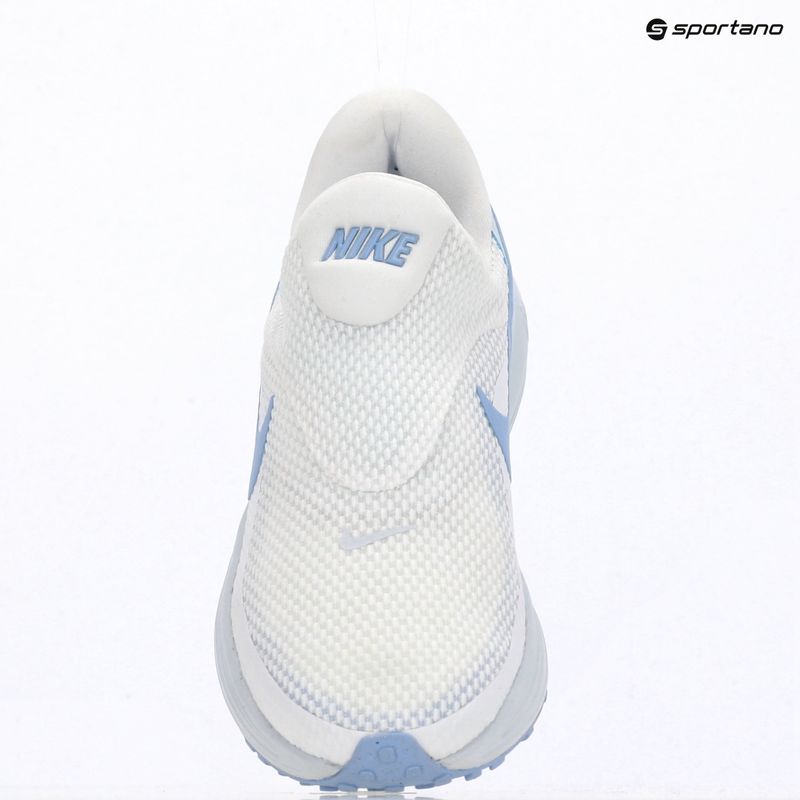 Дамски обувки за бягане Nike Revolution 8 EasyOn white/football grey/aluminum 6