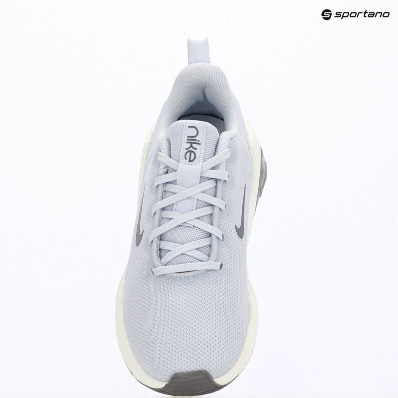 Дамски обувки за тренировка Nike Bella 7 football grey/sail/metallic cool grey 8