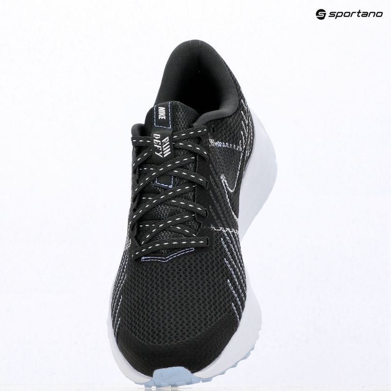 Дамски обувки за бягане Nike Run Defy dark smoke grey/aluminum/white 10