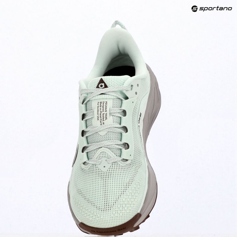Дамски обувки за бягане Nike ACG Pegasus Trail barely green/light bone/silver lilac 10
