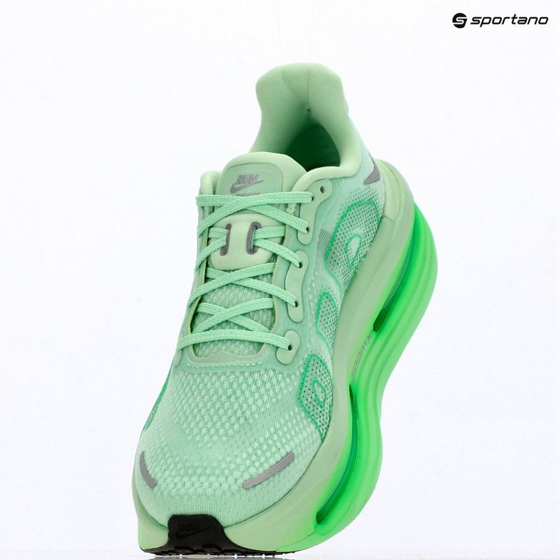 Дамски обувки за бягане Nike Vomero Premium cucumber calm/metallic silver 10
