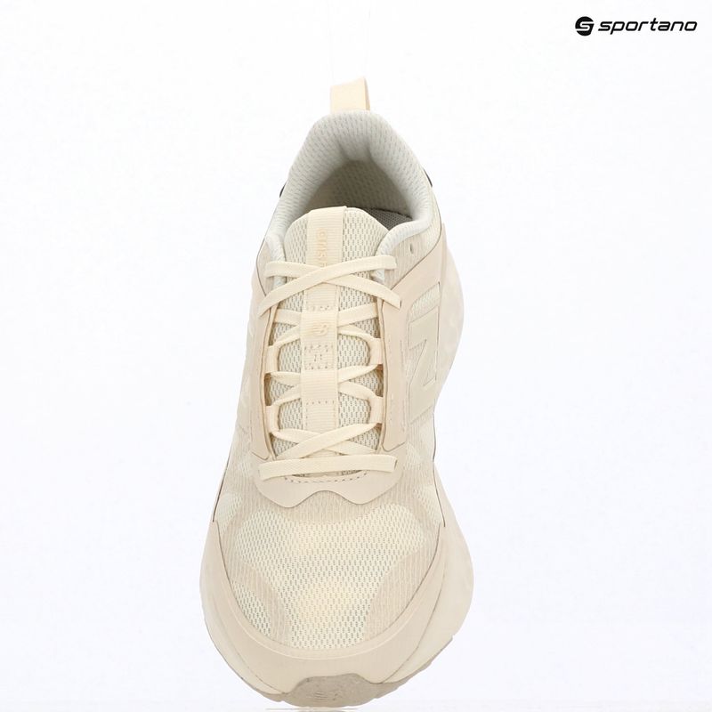 Дамски обувки за бягане New Balance Fresh Foam Arishi V4 angora/linen/angora 9