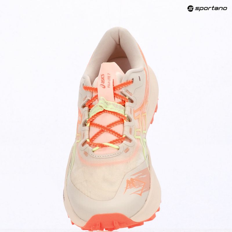 Обувки за бягане Asics Fuji Lite 7 rose dust/sun coral 14