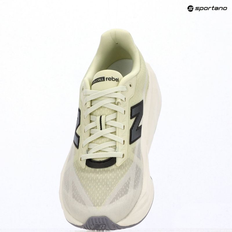Мъжки обувки за бягане New Balance FuelCell Rebel V5 pistachio butter/digital mist 9