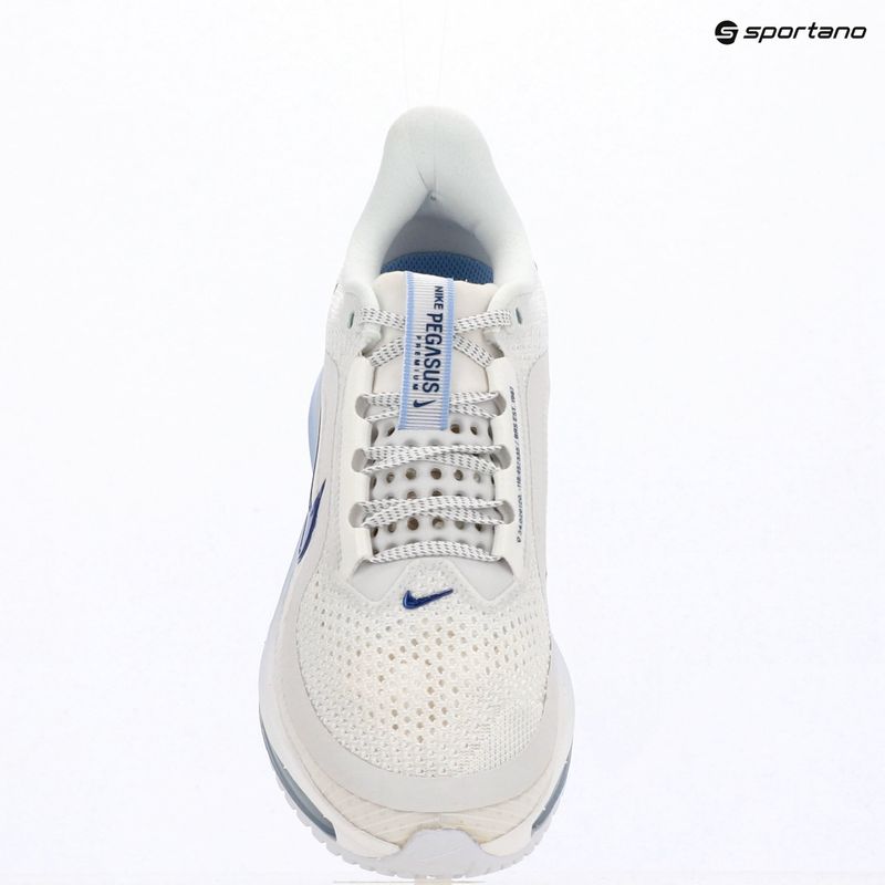 Дамски обувки за бягане Nike Pegasus Premium white/aluminum/sundial/mystic navy 18