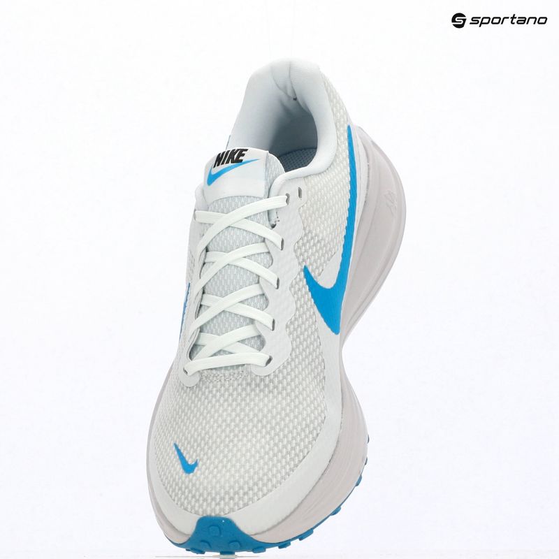 Мъжки обувки за бягане Nike Revolution 8 off white/vast grey/light current blue 10