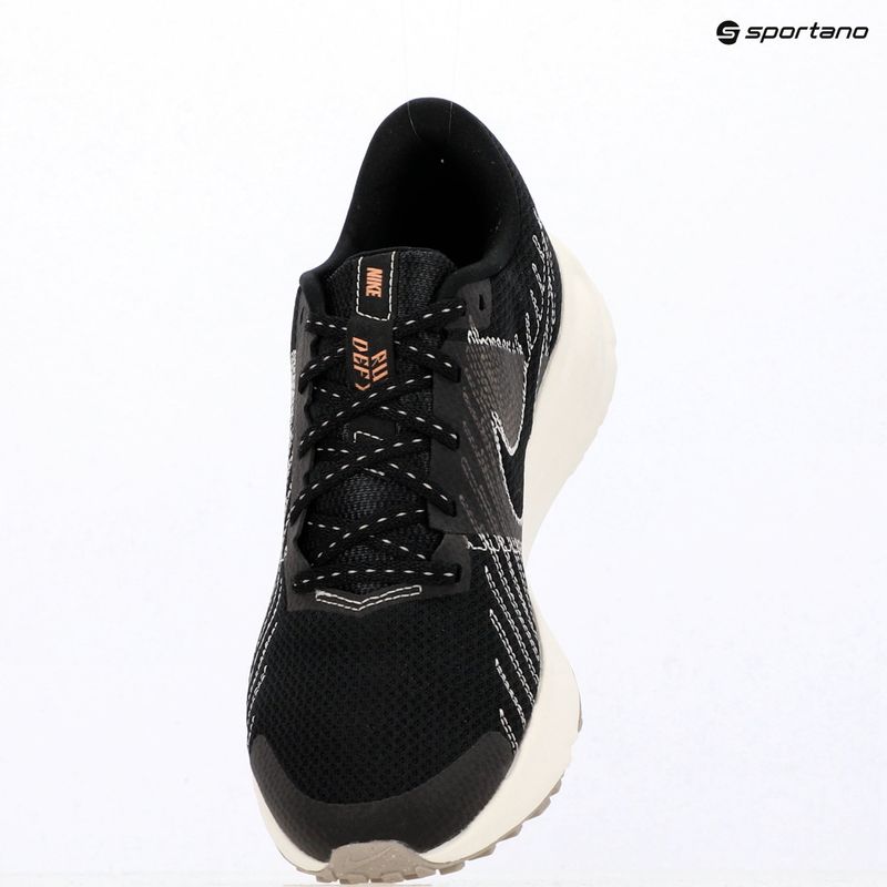 Дамски обувки за бягане Nike Run Defy black/sail/phantom/metallic rose gold 14