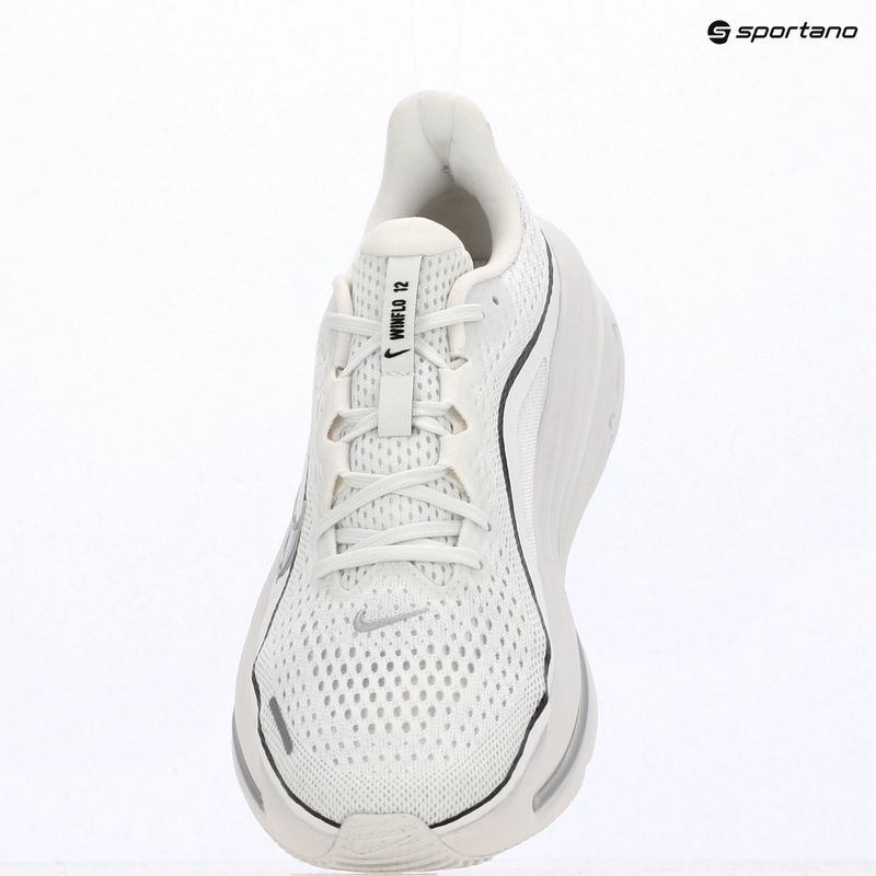 Дамски обувки за бягане Nike Winflo 12 summit white/black/metallic silver 18