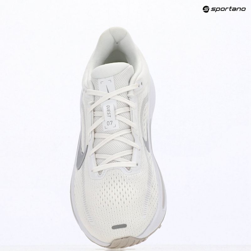 Дамски обувки за бягане Nike Quest 7 white/vast grey/vast grey/wolf grey 10