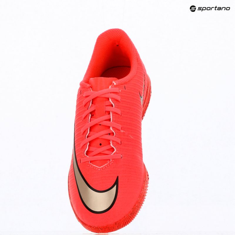Детски футболни обувки Nike Jr. Mercurial Vapor 17 Club bright crimson/blur 8