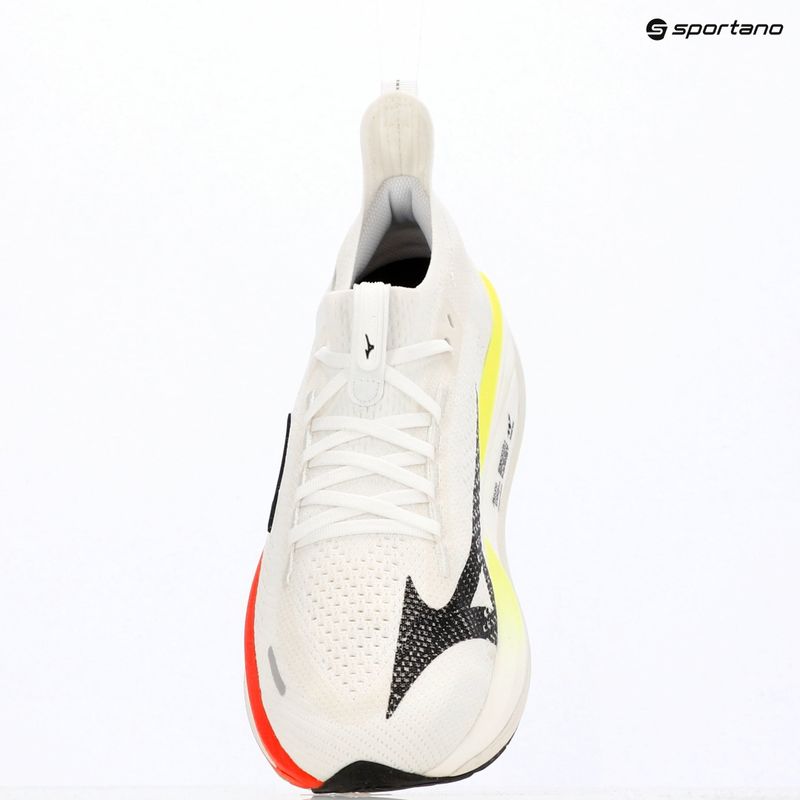 Дамски обувки за бягане Mizuno Neo Vista 3 white/black/orange 9