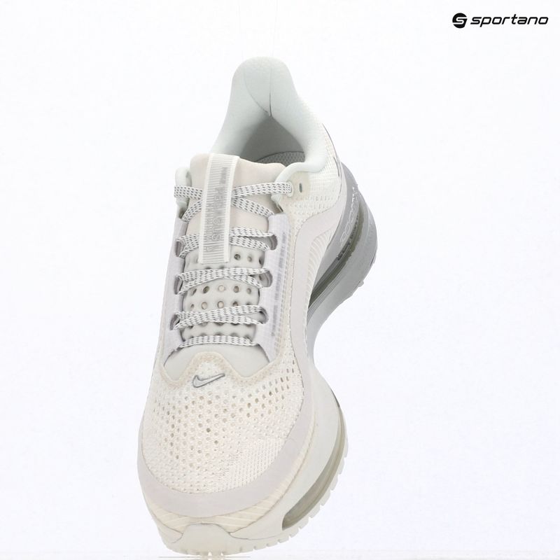 Дамски обувки за бягане Nike Pegasus Premium summit white/grey fog/metallic silver 14