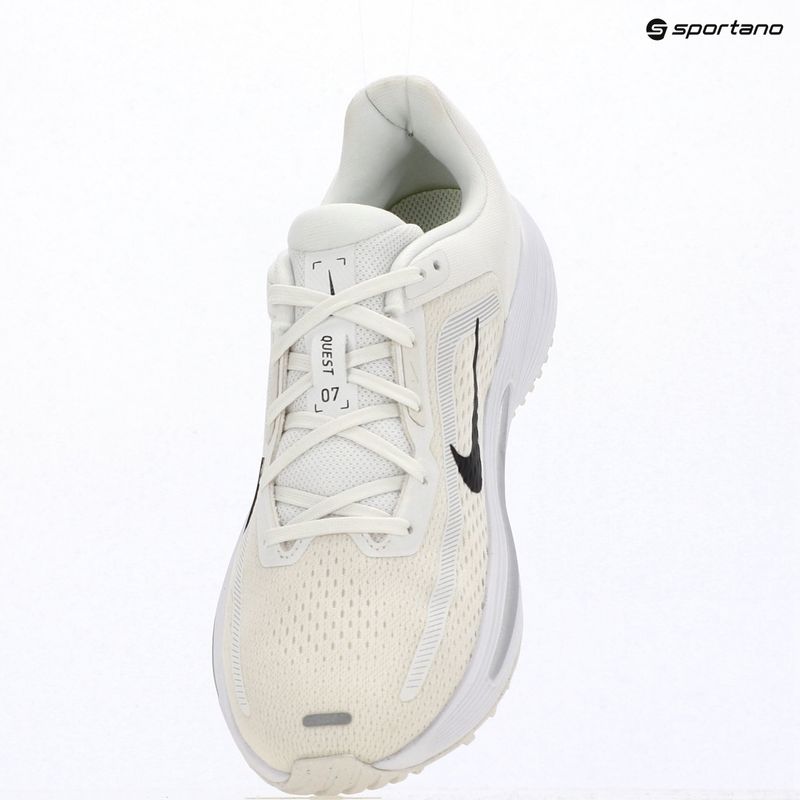 Дамски обувки за бягане Nike Quest 7 summit white/white/metallic silver/black 18