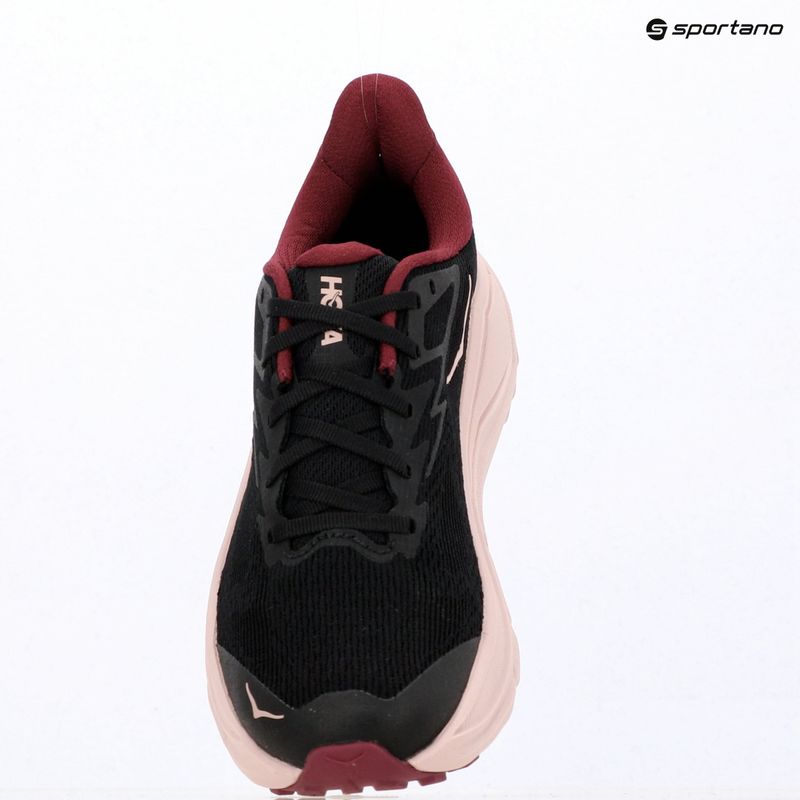 Дамски обувки за бягане HOKA Challenger 8 black/pink opal 16