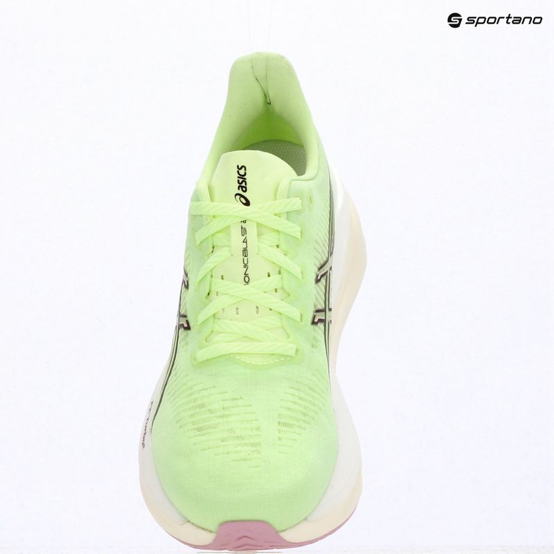 Дамски маратонки за бягане ASICS Sonicblast 2 illuminate yellow/hazy lilac 13